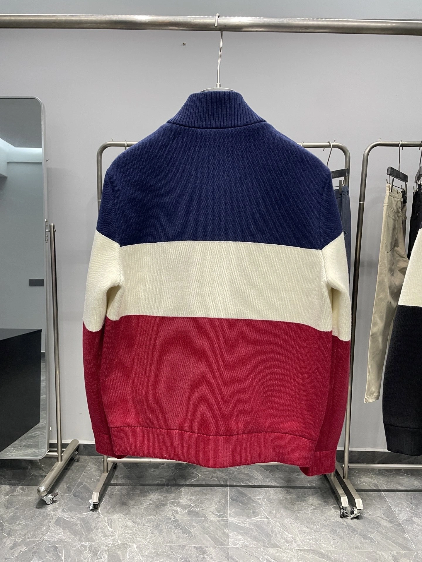 wg.luxury- 6u33i embroidery 2colour item:E-F501J2337-2H